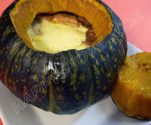 Oven Baked Buttercup Squash filled with Bread and Cheese