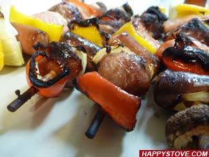 Italian Style Grilled Meat and Veggie Spiedini Skewers - By happystove.com