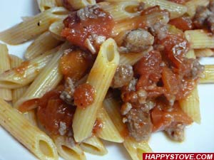 Penne with Sausages and Tomato Sauce - By happystove.com